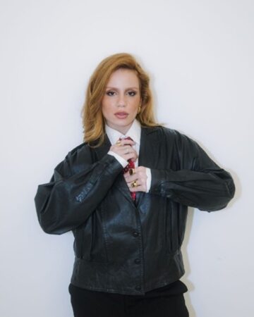 Carol Biazin apresenta concerto especial no palco do YouTube Music Nights