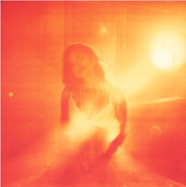 Fortalecida pelas sombras, DAY LIMNS abraça a luz e inicia nova era artística com o single “Sol”,