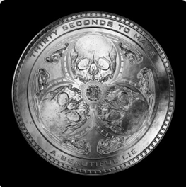 O grupo Thirty Seconds To Mars apresenta a música “God’s Eyes”