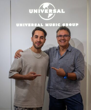 Diogo Melim assina contrato com a Universal Music Brasil