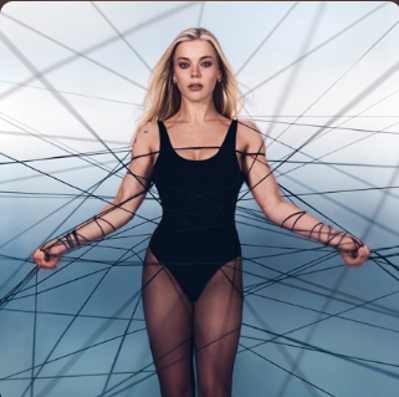 Com o single “L0st The Pl0t”, Becky Hill se prepara para o lançamento de seu novo álbum